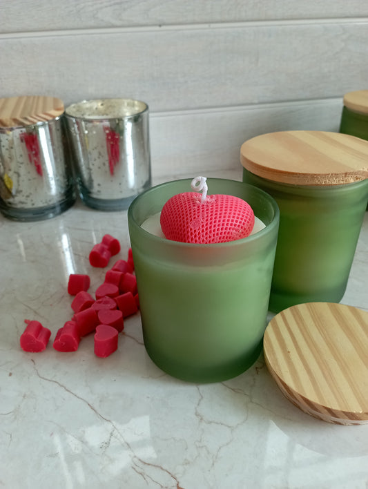 Heart topping candle | Gift to loved ones